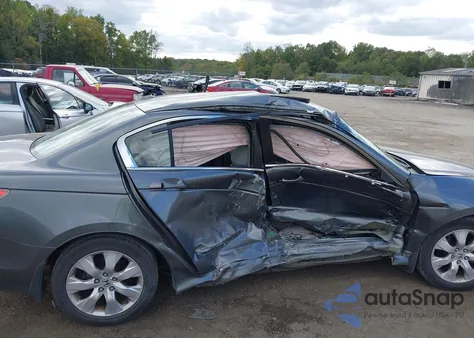 2009 Honda Accord 2.4 Ex-L z USA, uszkodzony, nr VIN 1HGCP26879A113647